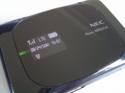 NEC Aterm MR02LN ～ ようやく私もモバイルデビューです - SONY Cyber-shot DSC-P92