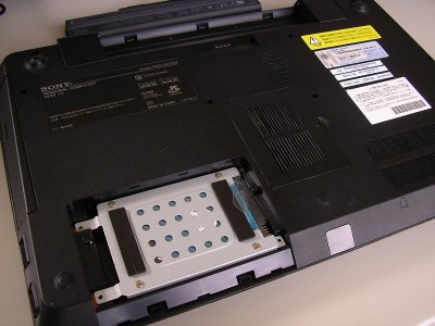 SONY VAIO VPCF219FJ (PCG-81313N) のハードディスク交換はかんたんです - PENTAX Optio 30